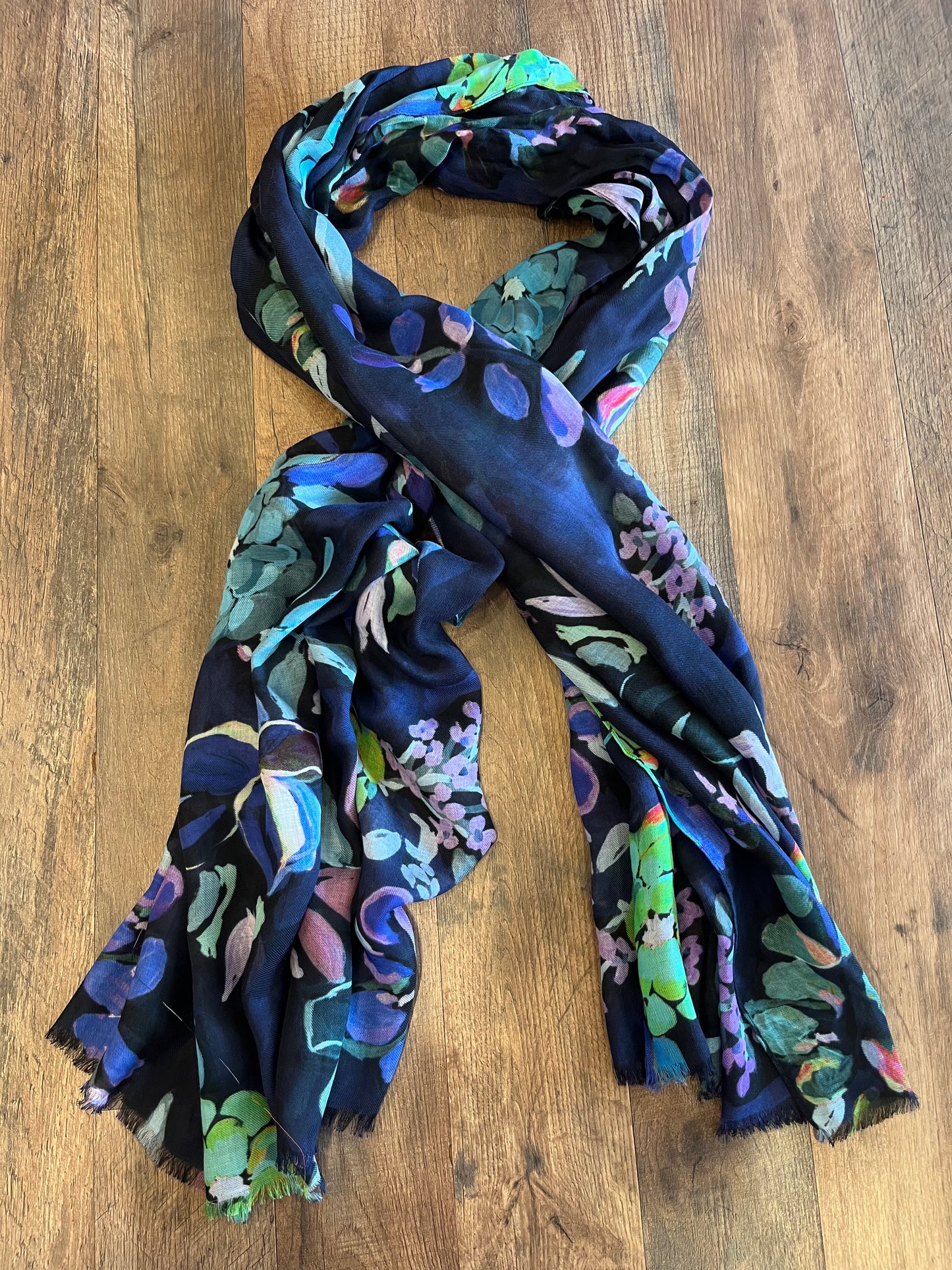 Echo Happy Floral Wrap